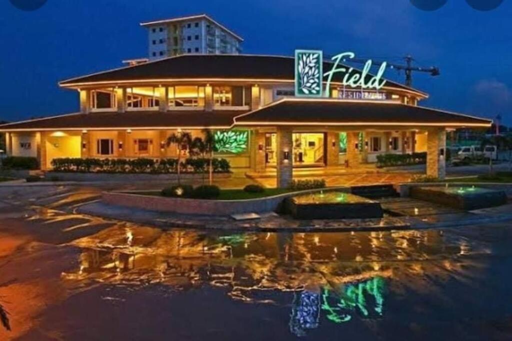 Field Residences Paranaque City ภายนอก รูปภาพ