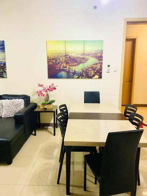 Field Residences Paranaque City ภายนอก รูปภาพ